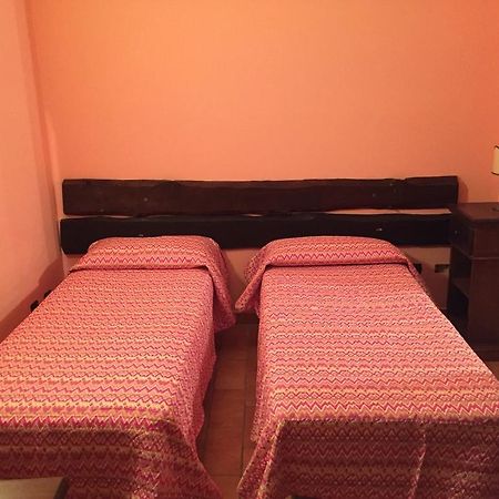 Il Casello Hotel Paola Szoba fotó